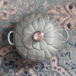 Brand New Le Creuset 2.25qt Petal Braiser in Sea Salt